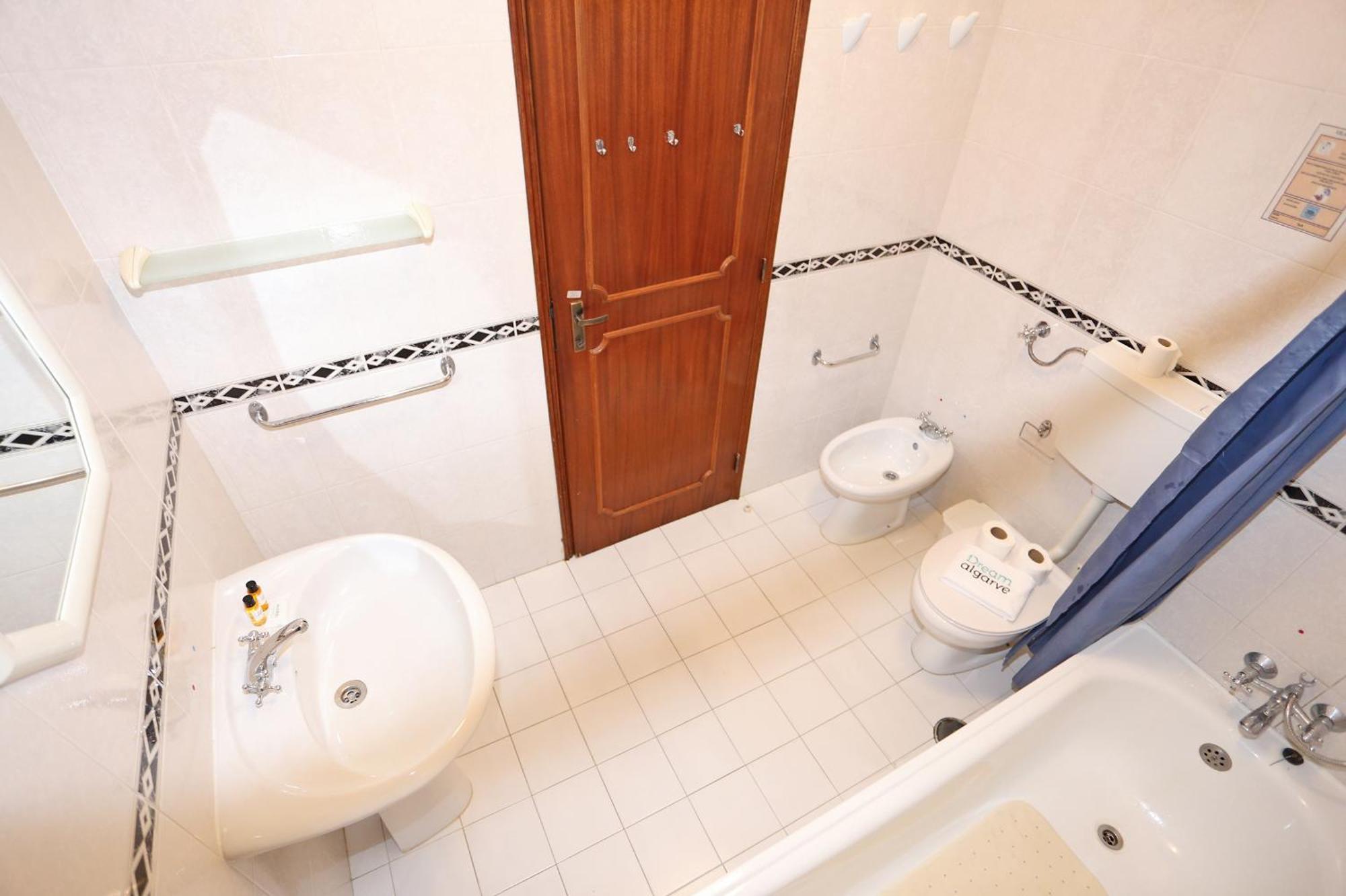 A10 - Silence Ground-Floor And Pool Apartman Lagos Kültér fotó